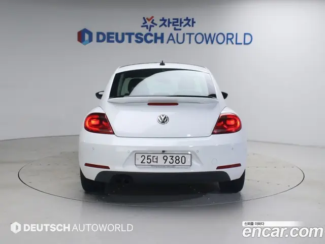 Volkswagen Beatle 2014 2.0 автомат (гидро), миниатюра 4 Volkswagen Beatle 2014 2.0 автомат (гидро), миниатюра 4