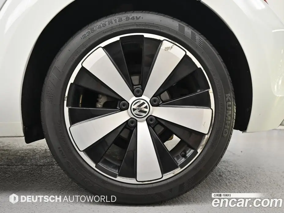 Volkswagen Beatle 2014 2.0 автомат (гидро), фото 5 Volkswagen Beatle 2014 2.0 автомат (гидро), фото 5