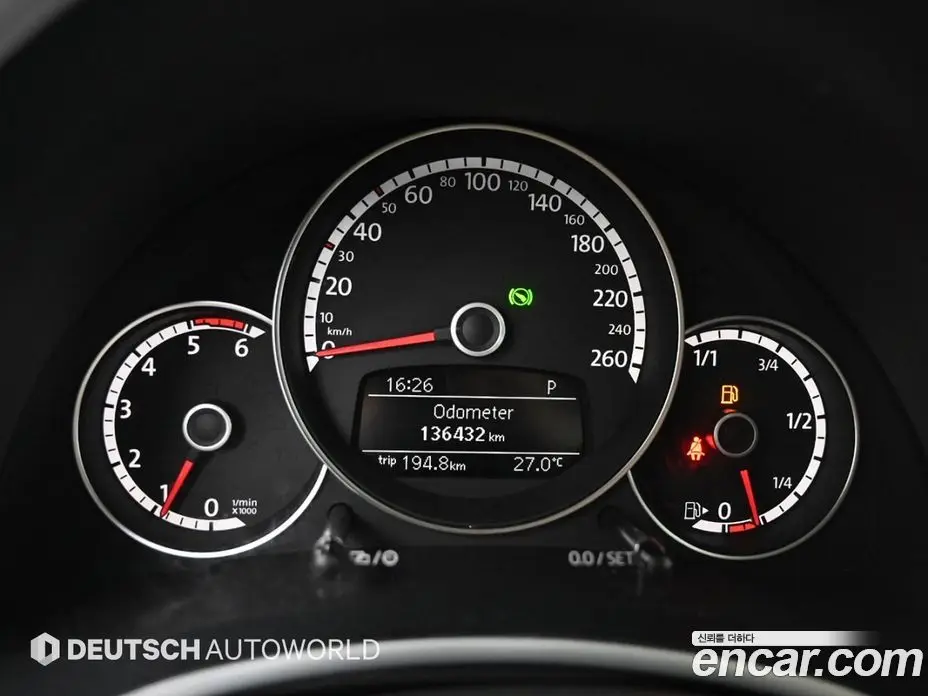 Volkswagen Beatle 2014 2.0 автомат (гидро), фото 8 Volkswagen Beatle 2014 2.0 автомат (гидро), фото 8