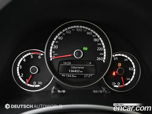 Volkswagen Beatle 2014 2.0 автомат (гидро), миниатюра 8 Volkswagen Beatle 2014 2.0 автомат (гидро), миниатюра 8