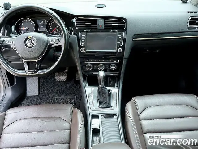 Volkswagen Golf 2013 2.0 автомат (гидро), миниатюра 5 Volkswagen Golf 2013 2.0 автомат (гидро), миниатюра 5