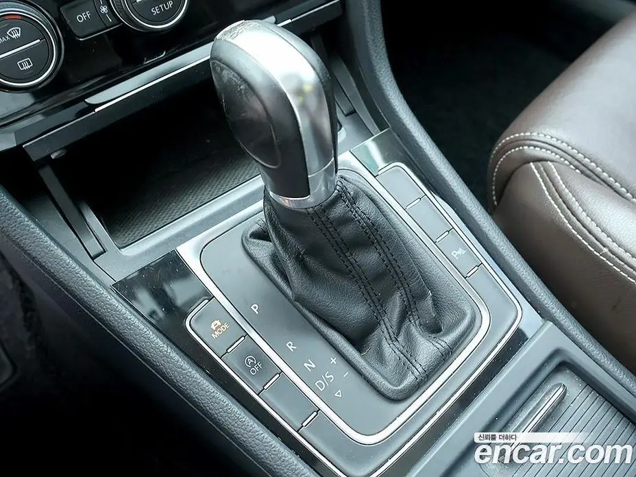 Volkswagen Golf 2013 2.0 автомат (гидро), фото 7 Volkswagen Golf 2013 2.0 автомат (гидро), фото 7