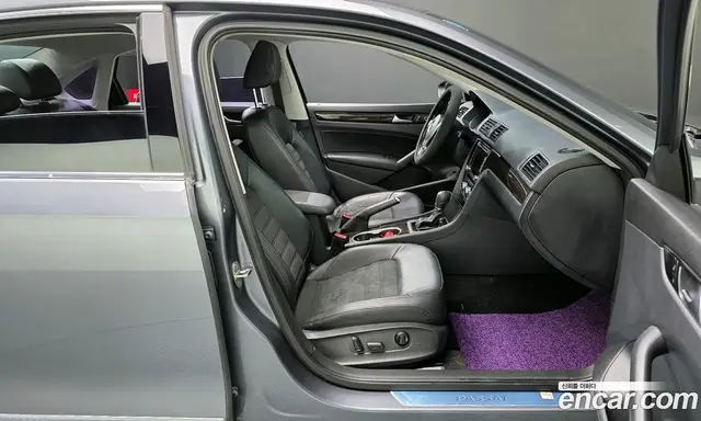 Volkswagen Passat 2015 2.0 автомат (гидро), миниатюра 10 Volkswagen Passat 2015 2.0 автомат (гидро), миниатюра 10
