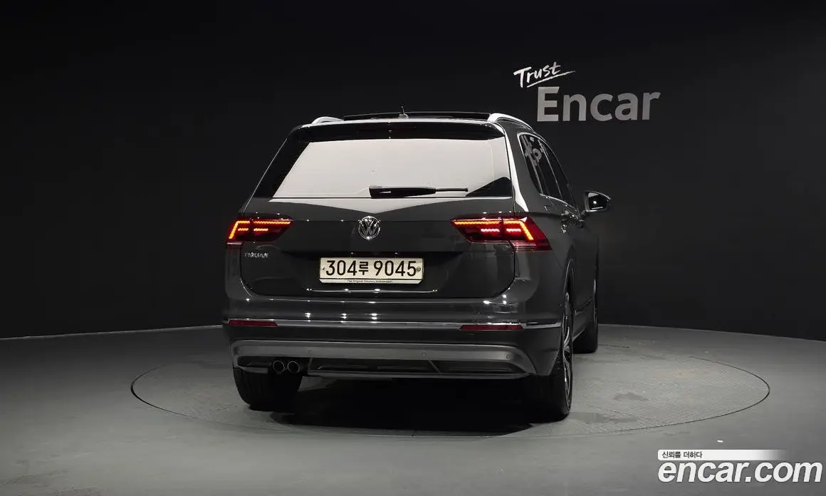 Volkswagen Tiguan 2020 2.0 автомат (гидро), фото 4 Volkswagen Tiguan 2020 2.0 автомат (гидро), фото 4