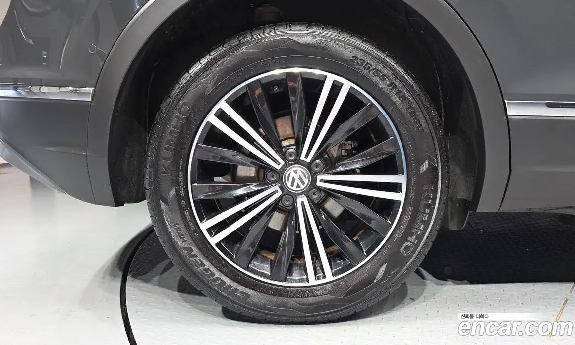 Volkswagen Tiguan 2020 2.0 автомат (гидро), фото 5 Volkswagen Tiguan 2020 2.0 автомат (гидро), фото 5