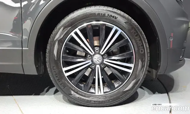 Volkswagen Tiguan 2020 2.0 автомат (гидро), миниатюра 7 Volkswagen Tiguan 2020 2.0 автомат (гидро), миниатюра 7