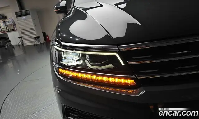 Volkswagen Tiguan 2020 2.0 автомат (гидро), миниатюра 8 Volkswagen Tiguan 2020 2.0 автомат (гидро), миниатюра 8