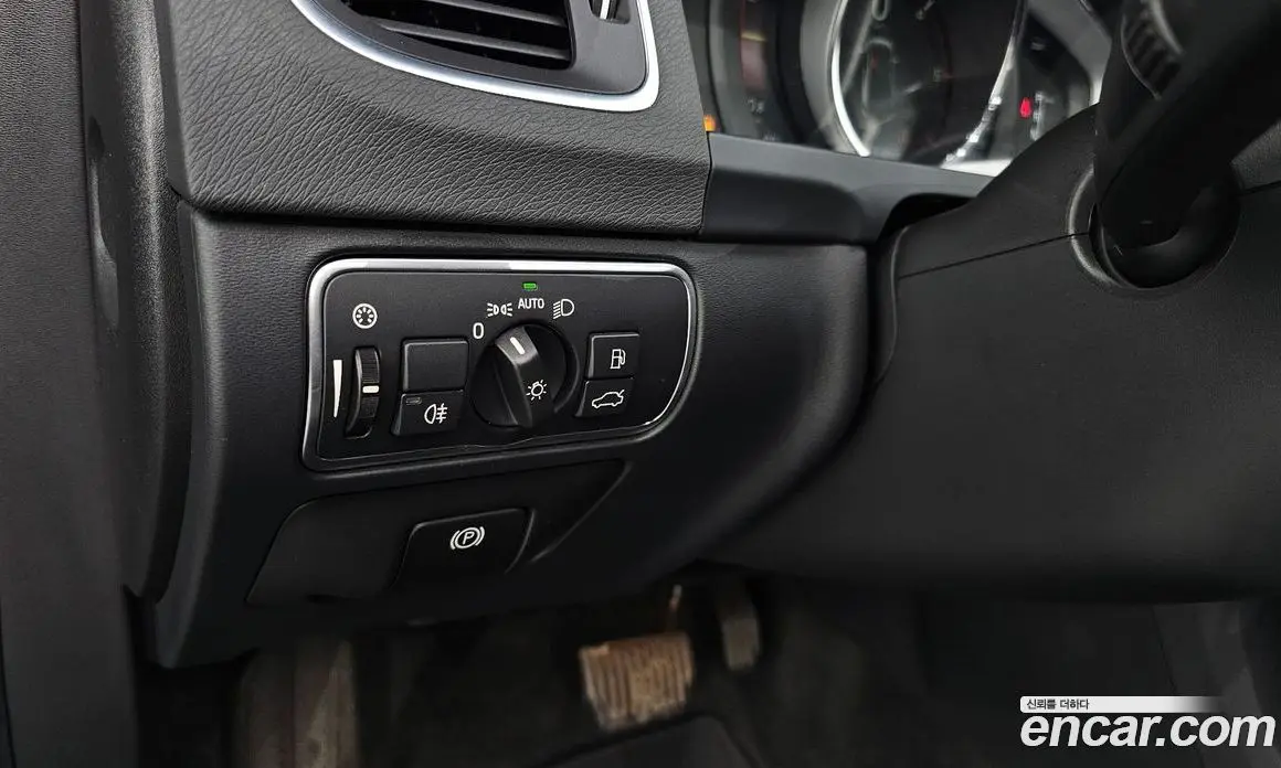 Volvo S60 2017 2.0 автомат (гидро), фото 18 Volvo S60 2017 2.0 автомат (гидро), фото 18