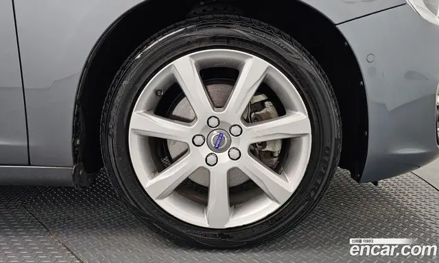 Volvo S60 2017 2.0 автомат (гидро), миниатюра 5 Volvo S60 2017 2.0 автомат (гидро), миниатюра 5