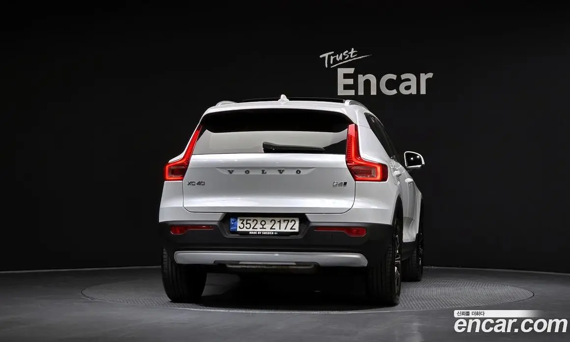 Volvo XC40 2021 2.0 автомат (гидро), фото 4 Volvo XC40 2021 2.0 автомат (гидро), фото 4
