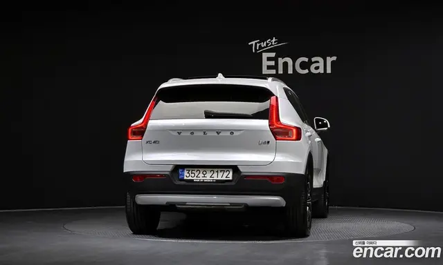 Volvo XC40 2021 2.0 автомат (гидро), миниатюра 4 Volvo XC40 2021 2.0 автомат (гидро), миниатюра 4
