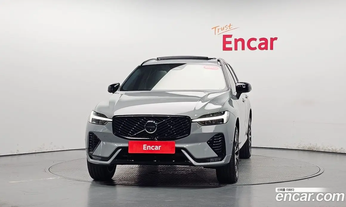 Volvo XC60 2026 2.0 автомат (гидро), фото 2 Volvo XC60 2026 2.0 автомат (гидро), фото 2