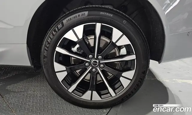 Volvo XC60 2026 2.0 автомат (гидро), миниатюра 6 Volvo XC60 2026 2.0 автомат (гидро), миниатюра 6