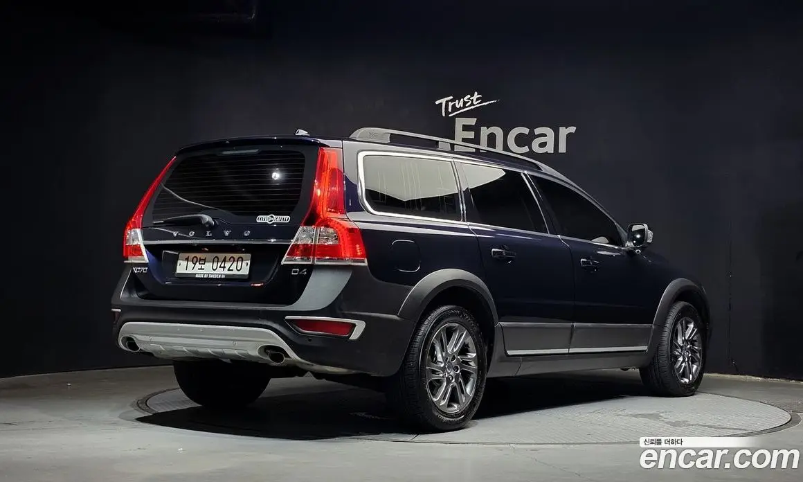 Volvo XC70 2016 2.0 автомат (гидро), фото 2 Volvo XC70 2016 2.0 автомат (гидро), фото 2
