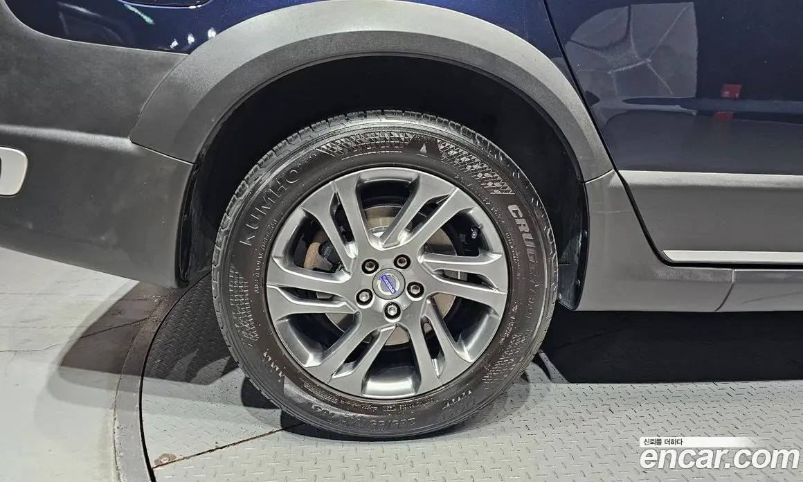Volvo XC70 2016 2.0 автомат (гидро), фото 5 Volvo XC70 2016 2.0 автомат (гидро), фото 5