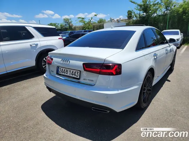 Audi A6 2018 2.0 автомат (гидро), миниатюра 2