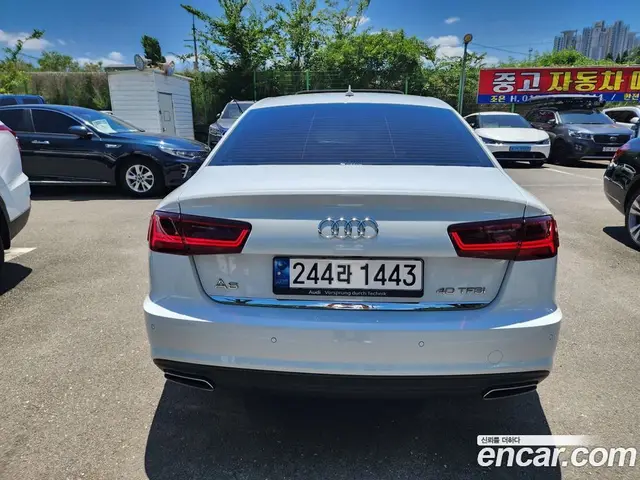 Audi A6 2018 2.0 автомат (гидро), миниатюра 4