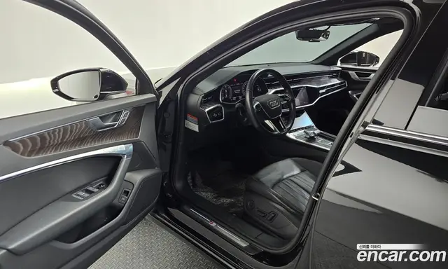 Audi A6 2020 2.0 автомат (гидро), миниатюра 12