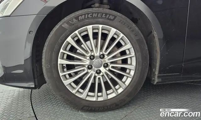 Audi A6 2020 2.0 автомат (гидро), миниатюра 4 Audi A6 2020 2.0 автомат (гидро), миниатюра 4