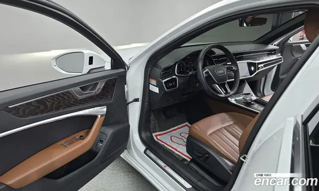 Audi A6 2021 2.0 автомат (гидро), миниатюра 12