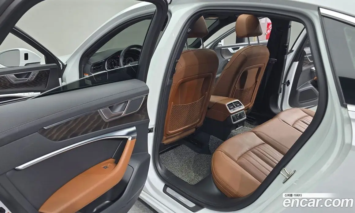 Audi A6 2021 2.0 автомат (гидро), фото 13 Audi A6 2021 2.0 автомат (гидро), фото 13