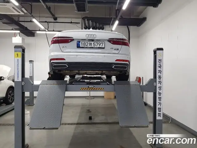 Audi A6 2023 2.0 автомат (гидро), миниатюра 2 Audi A6 2023 2.0 автомат (гидро), миниатюра 2