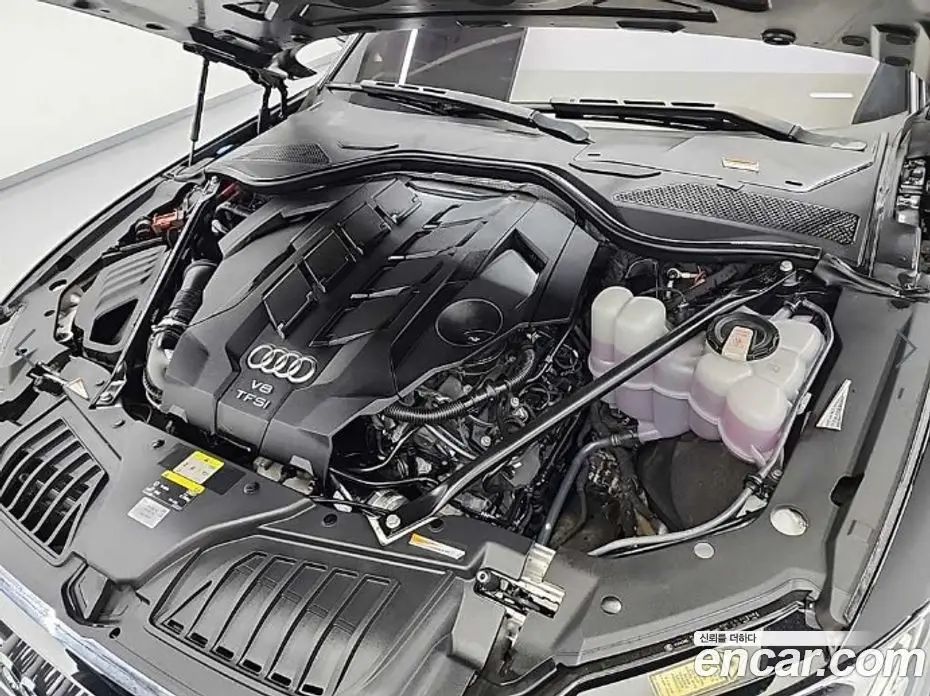 Audi A8 2021 4.0 автомат (гидро), фото 5 Audi A8 2021 4.0 автомат (гидро), фото 5