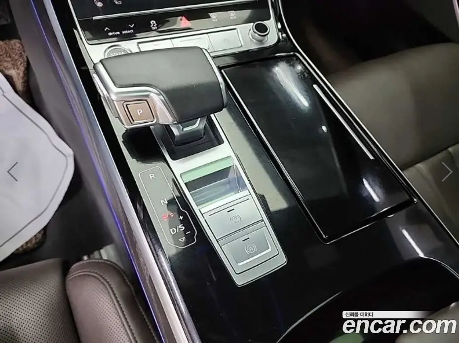 Audi A8 2021 4.0 автомат (гидро), фото 8 Audi A8 2021 4.0 автомат (гидро), фото 8