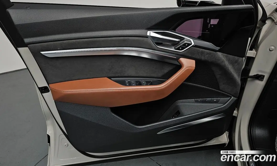 Audi e-tron 2020 0.2 автомат (гидро), фото 13 Audi e-tron 2020 0.2 автомат (гидро), фото 13