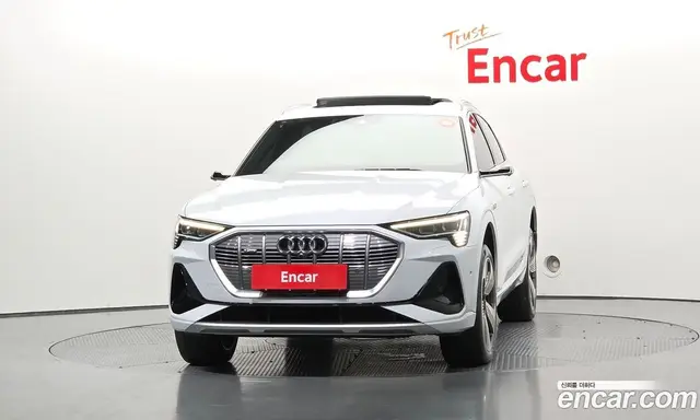 Audi e-tron 2022 0.2 автомат (гидро), миниатюра 3 Audi e-tron 2022 0.2 автомат (гидро), миниатюра 3