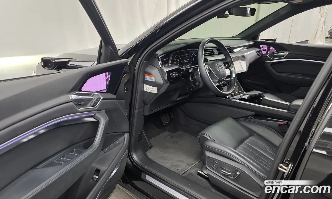 Audi e-tron 2023 0.2 автомат (гидро), фото 13 Audi e-tron 2023 0.2 автомат (гидро), фото 13