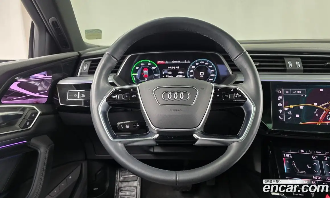 Audi e-tron 2023 0.2 автомат (гидро), фото 18 Audi e-tron 2023 0.2 автомат (гидро), фото 18