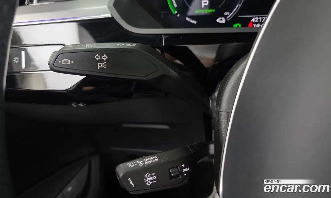 Audi e-tron 2023 0.2 автомат (гидро), фото 33 Audi e-tron 2023 0.2 автомат (гидро), фото 33