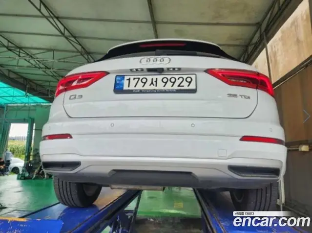 Audi Q3 2020 2.0 автомат (гидро), миниатюра 2 Audi Q3 2020 2.0 автомат (гидро), миниатюра 2
