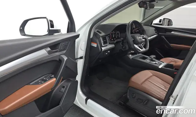 Audi Q5 2023 2.0 автомат (гидро), миниатюра 10