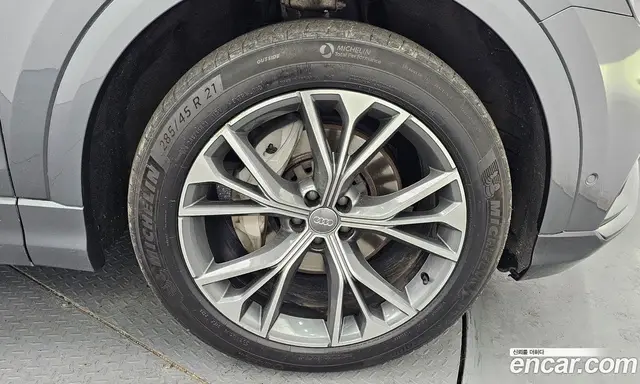 Audi Q8 2021 3.0 автомат (гидро), миниатюра 4
