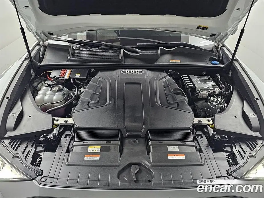 Audi Q8 2023 3.0 автомат (гидро), фото 6 Audi Q8 2023 3.0 автомат (гидро), фото 6