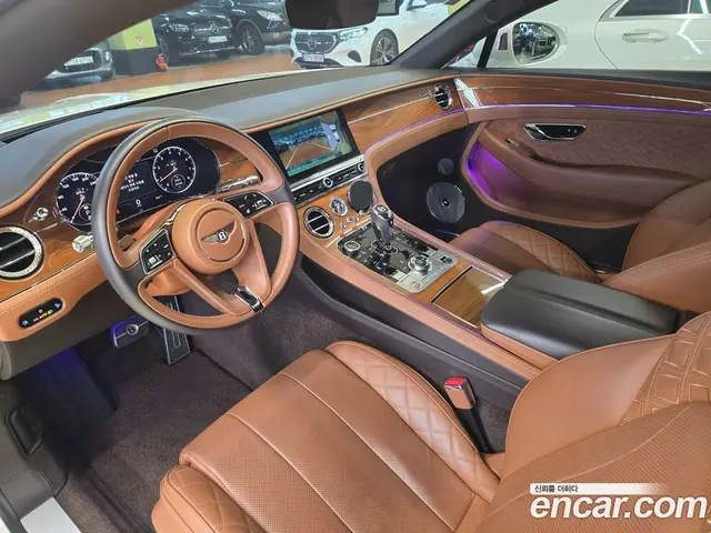 Bentley Continental 2020 4.0 автомат (гидро), миниатюра 12