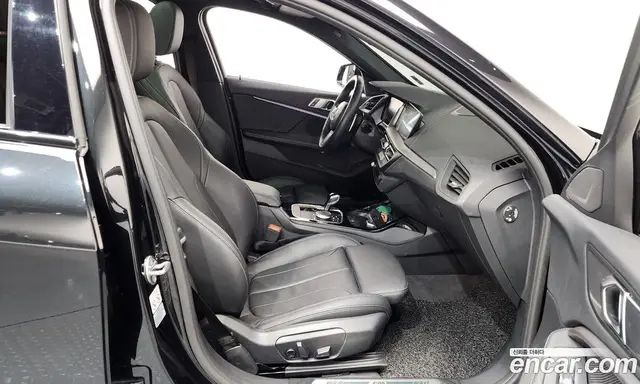 BMW 1 серия 2022 2.0 автомат (гидро), миниатюра 11
