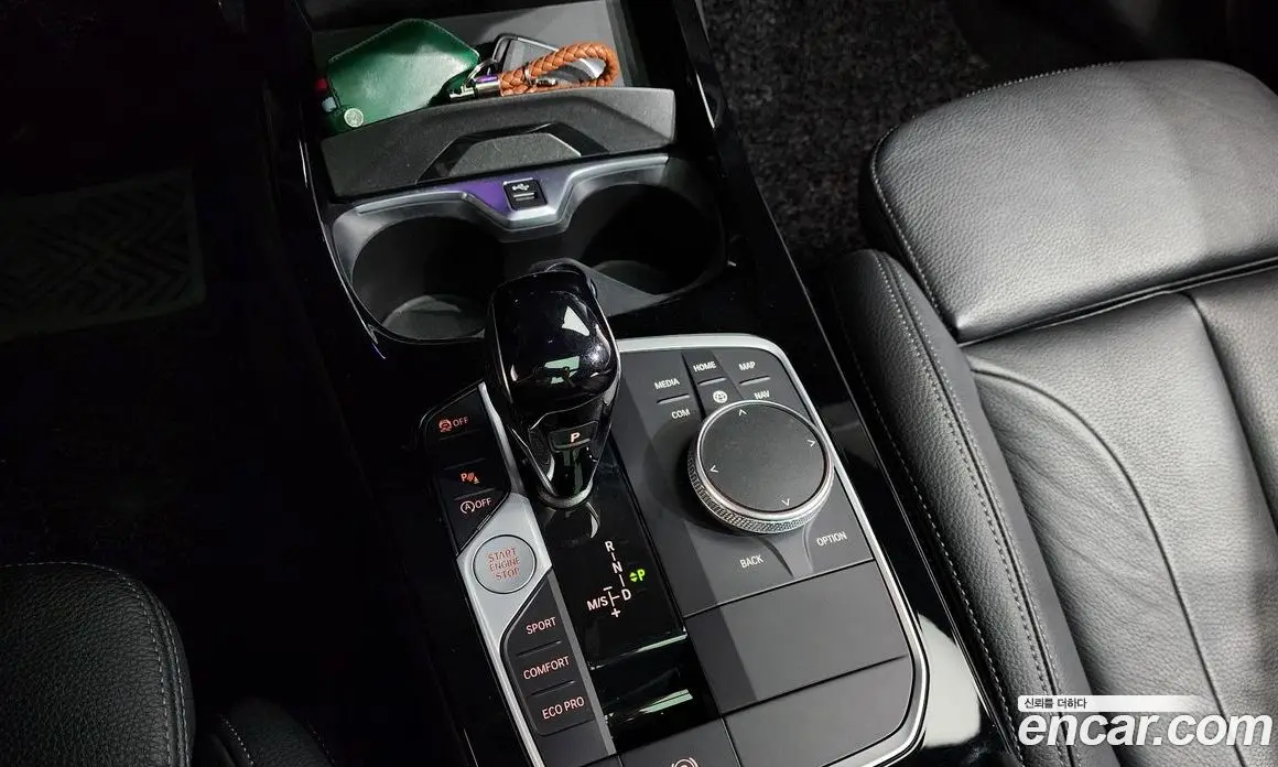 BMW 1 серия 2022 2.0 автомат (гидро), фото 9