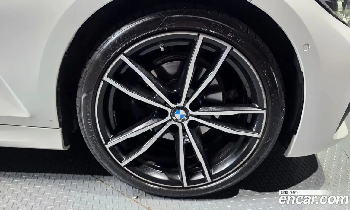 BMW 3 серия 2022 2.0 автомат (гидро), фото 5