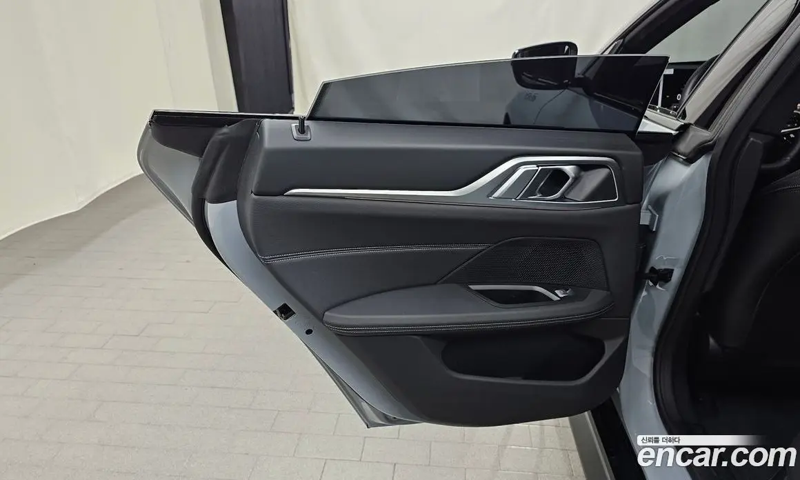 BMW 4 серия 2025 2.0 автомат (гидро), фото 14