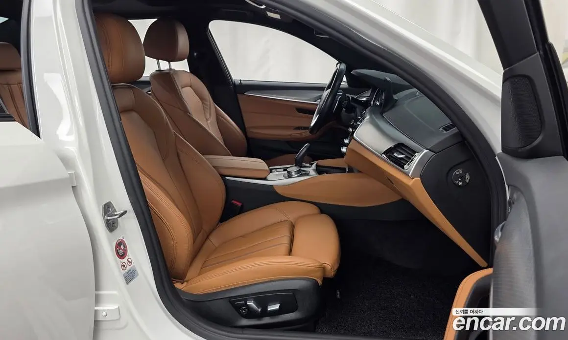 BMW 5 серия 2017 2.0 автомат (гидро), фото 11