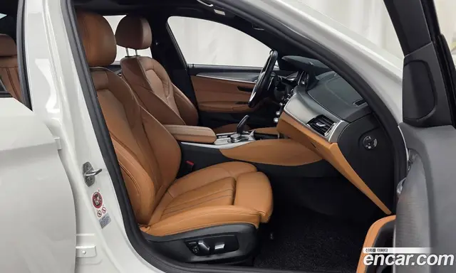 BMW 5 серия 2017 2.0 автомат (гидро), миниатюра 11