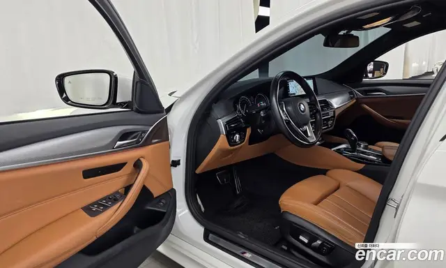 BMW 5 серия 2017 2.0 автомат (гидро), миниатюра 10