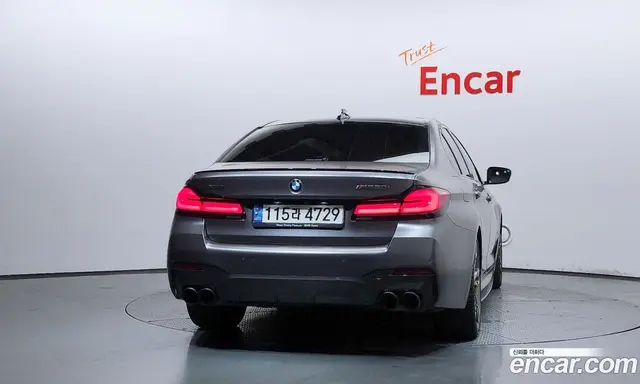 BMW 5 серия 2021 4.4 автомат (гидро), миниатюра 3 BMW 5 серия 2021 4.4 автомат (гидро), миниатюра 3