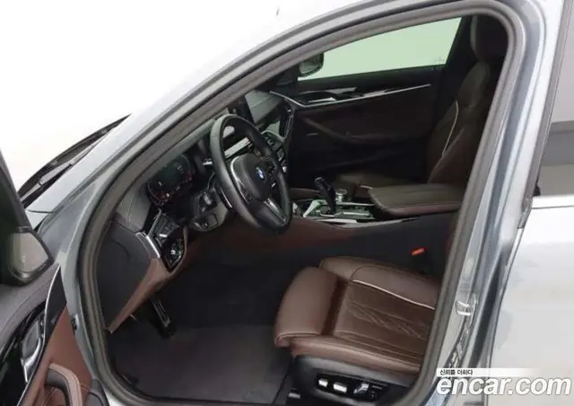 BMW 5 серия 2022 2.0 автомат (гидро), миниатюра 4