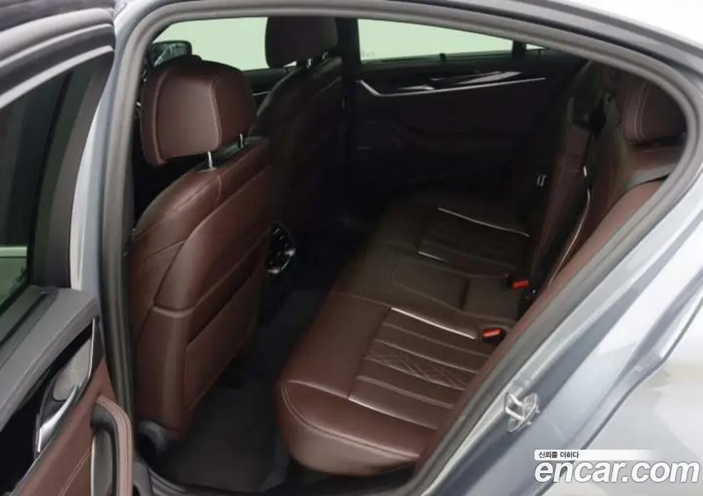 BMW 5 серия 2022 2.0 автомат (гидро), фото 6
