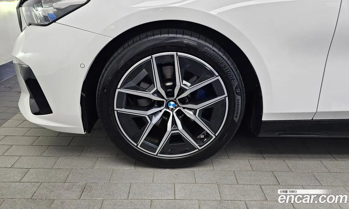 BMW 5 серия 2024 2.0 автомат (гидро), фото 5 BMW 5 серия 2024 2.0 автомат (гидро), фото 5