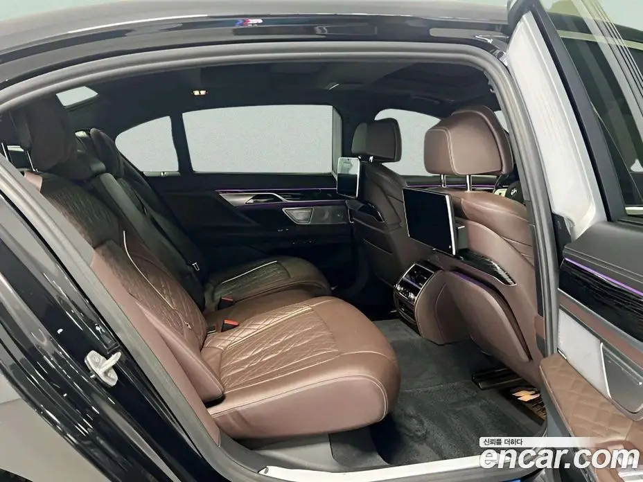 BMW 7 серия 2022 3.0 автомат (гидро), фото 13 BMW 7 серия 2022 3.0 автомат (гидро), фото 13